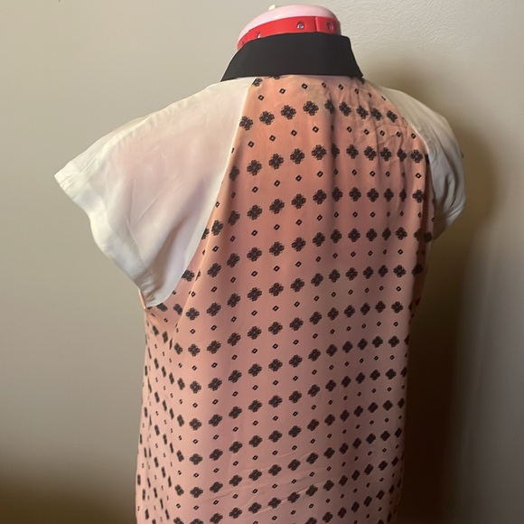 Club Monaco 100% silk colour blocked short sleeve blouse - Picture 4 of 12